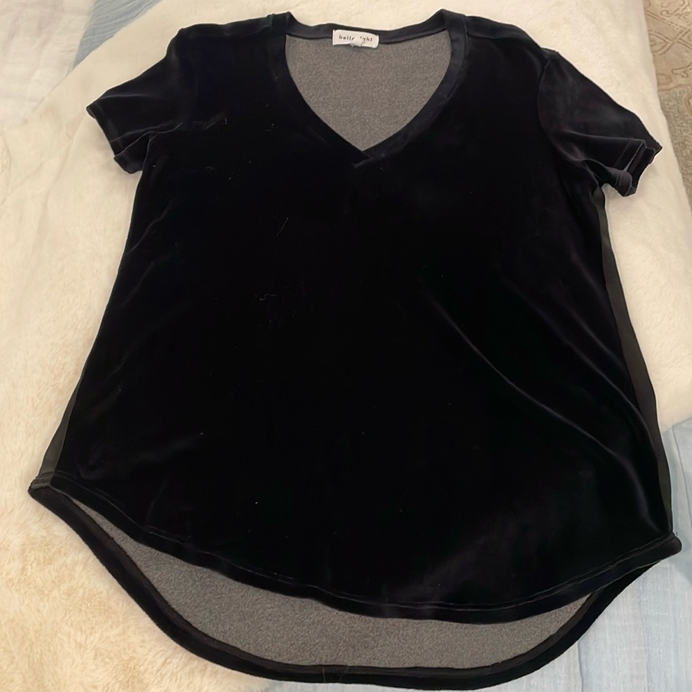 Bella Dahl black velvet V-Neck T-Shirt